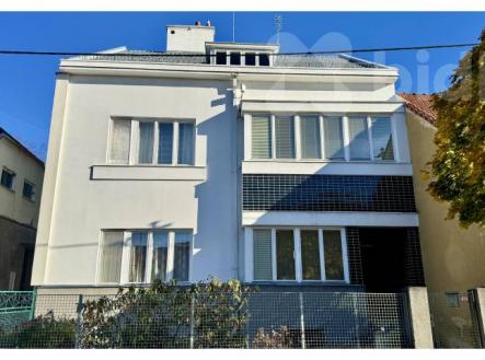 Prodej rodinného domu 265 m2, pozemek 455 m2, Bystřice pod Hostýnem, ul. Sušilova | Prodej - dům/vila, 265 m²