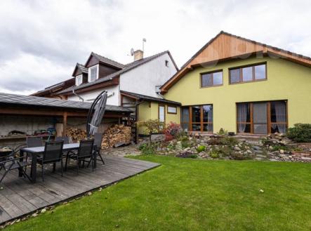Nízkoenergetický rodinný dům 6+1 v klidné části Mohelnice | Prodej - dům/vila, 170 m²