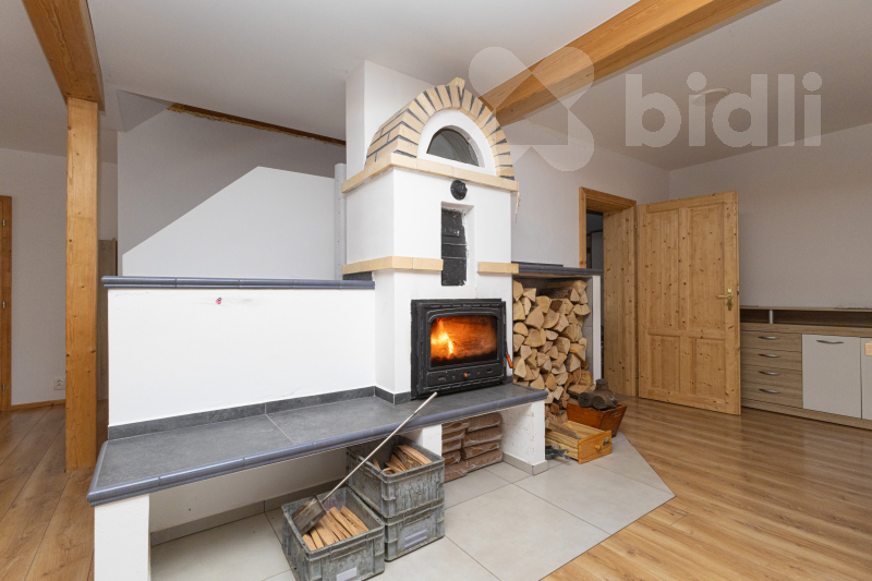 Prostorný dům s dílnou a stodolou - Sedlec u Vysokého Mýta