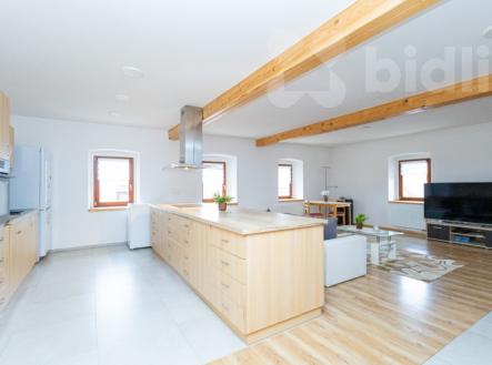 Prostorný dům s dílnou a stodolou - Sedlec u Vysokého Mýta | Prodej - dům/vila, 318 m²