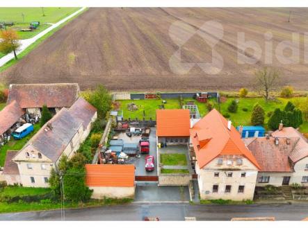 Prostorný dům s dílnou a stodolou - Sedlec u Vysokého Mýta | Prodej - dům/vila, 318 m²