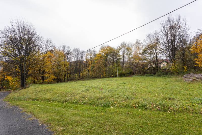 Prodej pozemku 2288m2 a stavby 190m2. Jeseník-Ondřejovice