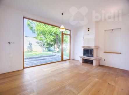 Obývací pokoj 1. NP | Prodej - dům/vila, 150 m²