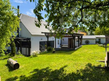 Prodej rodinného domu 175 m2, zahrada 523 m2, Brandýs nad Labem | Prodej - dům/vila, 175 m²