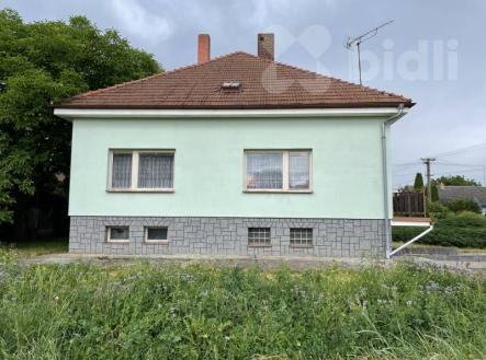 Prodej rodinného domu 4+1, Kněžice u Městce Králové, okr. Nymburk | Prodej - dům/vila, 263 m²