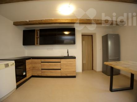 Rodinný dům se zahradou - ideální pro trvalé bydlení i rekreaci. | Prodej - dům/vila, 67 m²