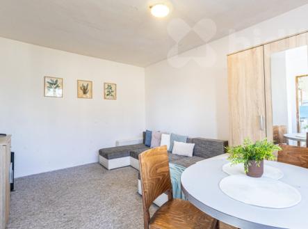 Prodej bytu 3+1 s garáží, Zběšičky u Milevska | Prodej bytu, 3+1, 73 m²