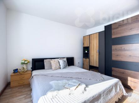 Prodej rodinného domu | Prodej - dům/vila, 193 m²