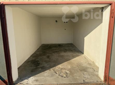 Garáž 19 m2, Prostějov -Močidýlka | Prodej - malý objekt/garáž