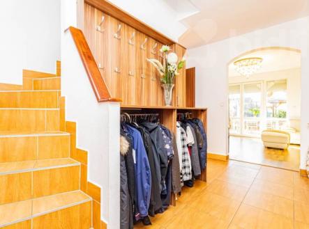 Rodinný dům 5+KK, Nupaky | Prodej - dům/vila, 145 m²