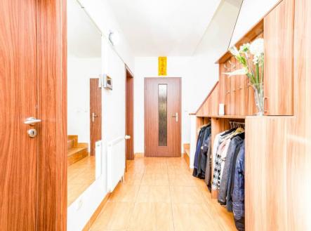 Rodinný dům 5+KK, Nupaky | Prodej - dům/vila, 145 m²