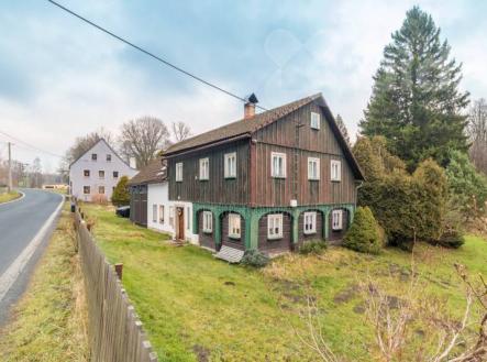 Krásná chalupa s dispozicí 6+1 a pozemkem 1274m2, Horní Poustevna | Prodej - dům/vila, 160 m²