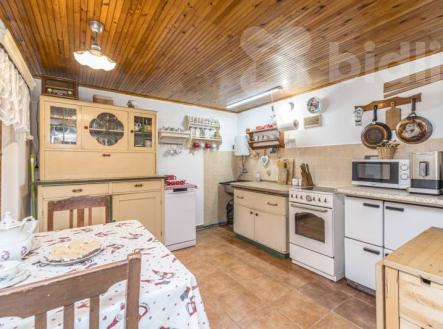 Krásná chalupa s dispozicí 6+1 a pozemkem 1274m2, Horní Poustevna | Prodej - dům/vila, 160 m²