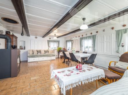 Krásná chalupa s dispozicí 6+1 a pozemkem 1274m2, Horní Poustevna | Prodej - dům/vila, 160 m²
