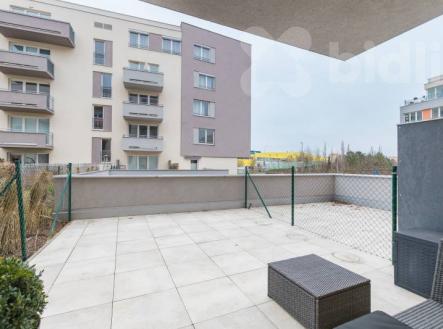 Garsoniéra 32m2 se sklepem a terasou 27m2, Praha 5 - Stodůlky | Pronájem bytu, garsoniéra, 34 m²