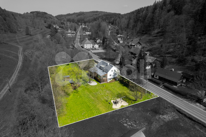 Prodej zrekonstruované vily Vivenot, 381 m2, pozemek 3 106 m2, Malá Morávka, pohoří Jeseníky