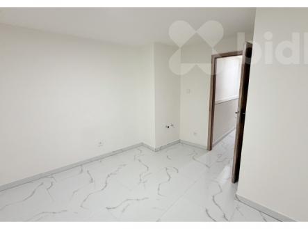 Pronájem komerčních prostor o velikosti 70 m2 (3 místnosti) v podzemí | Pronájem - jiné, 70 m²