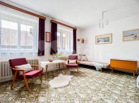 Prodej domu 301 m2 a pozemkem 1119 m2, Holotín-okres Pardubice | Prodej - dům/vila, 301 m²