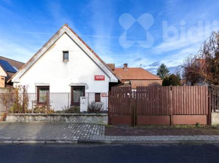 Prodej rodinného domu 3+1 se zahradou | Prodej - dům/vila, 132 m²