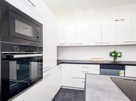 RD - PRYSK | Prodej - dům/vila, 246 m²