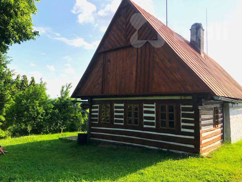 Roubenka Dolní Nemojov - chalupa s kouzlem i výnosem