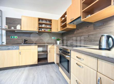 Prodej RD 4+1, 336 m2, pozemek 1690 m2, Žárovná | Prodej - dům/vila, 300 m²