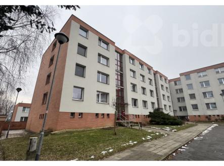 Pronájem, byt 1+1 se zahradou, U Trojáku, Zlín - Jižní Svahy | Pronájem bytu, 1+1, 51 m²