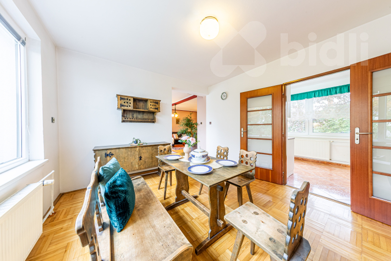 Na prodeji prostorný rodinný dům 6+1 v Českých Budějovicích