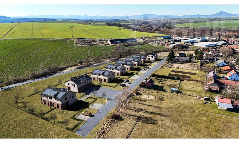 Zděný mezonetový byt o dispozici 3+kk