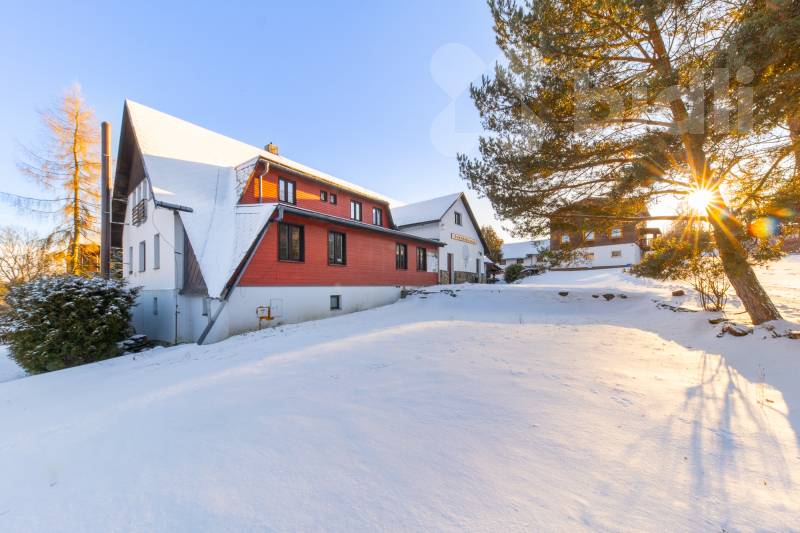 Prodej atraktivního areálu Hamříkova stáj, Horní Moravice, pohoří Jeseníky