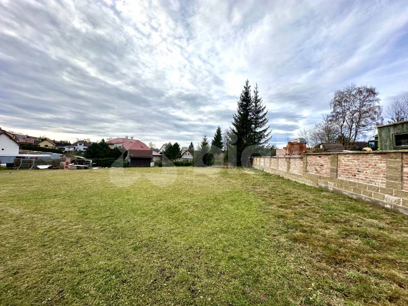 Prodej stavební pozemek 901 m2,   centrum obce Svratouch