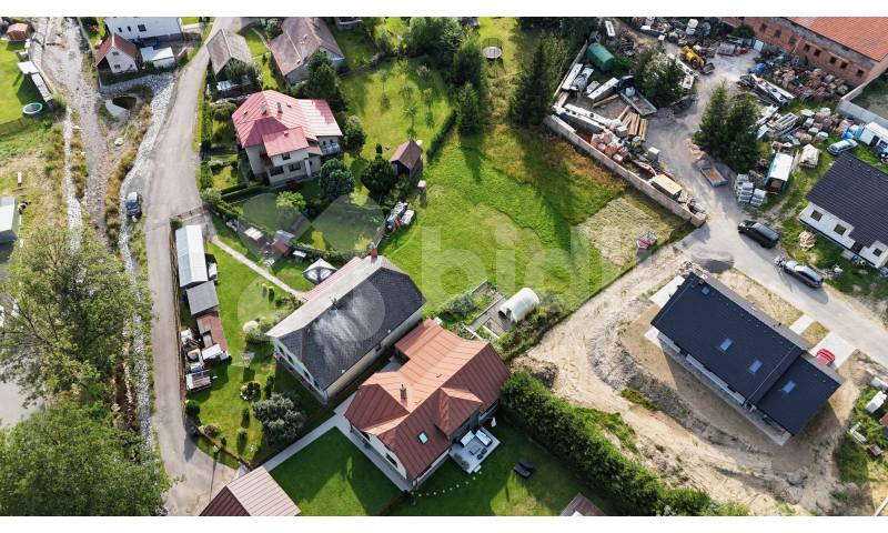 Prodej stavební pozemek 901 m2,   centrum obce Svratouch