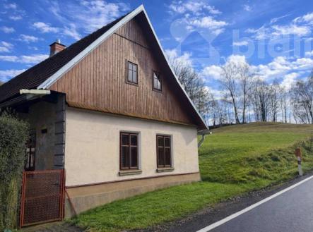 Prodej chalupy s velkým pozemkem a vlastním lesem | Prodej - chata/rekreační objekt, 92 m²