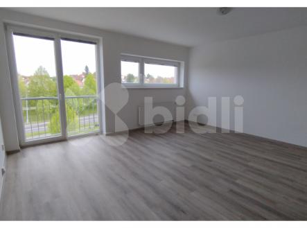 Pronájem bytu 1+kk 40 m2 včetně garážového stání - Rokycany | Pronájem bytu, 1+kk, 45 m²