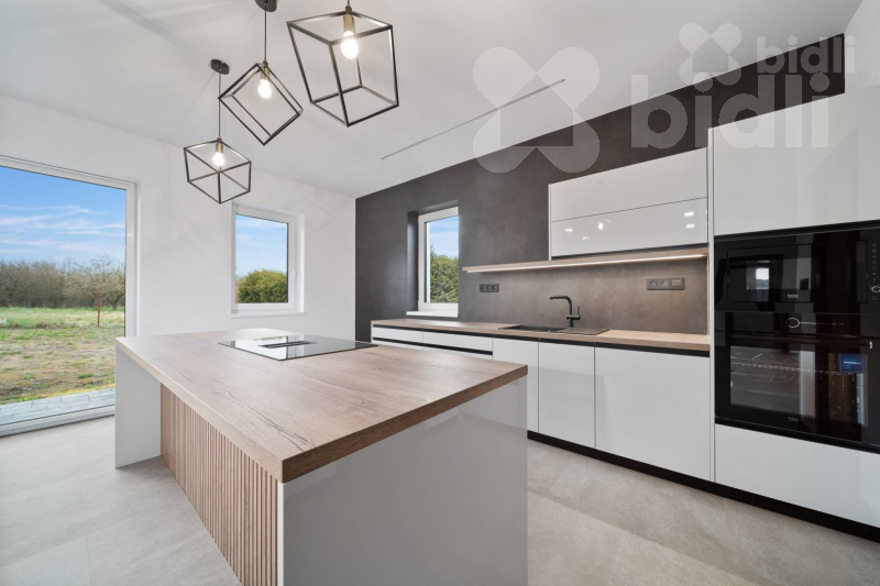 Prodej novostavby 4+kk (162 m2) s pozemkem (1098 m2) v Újezdu u Přelouče