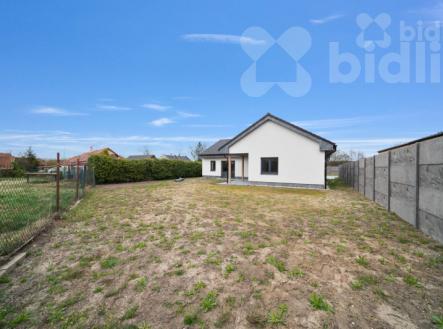 Prodej novostavby 4+kk (162 m2) s pozemkem (1098 m2) v Újezdu u Přelouče | Prodej - dům/vila, 162 m²