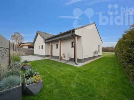 Prodej novostavby 4+kk (162 m2) s pozemkem (1098 m2) v Újezdu u Přelouče | Prodej - dům/vila, 162 m²