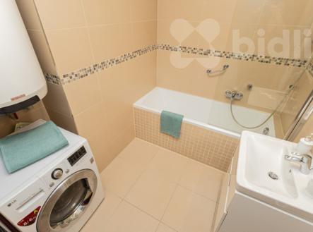 Pronájem bytu 2+kk, Na Plzeňce, Praha 5 - Smíchov, v domě s výtahem. | Pronájem bytu, 2+kk, 54 m²