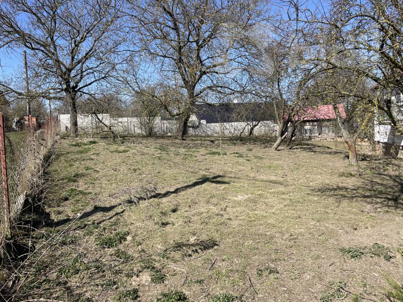 Prodej pozemku 1383m2 pro bydlení - Zaloňov