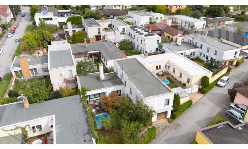 Na prodeji prostorný rodinný dům 6+1 v Českých Budějovicích