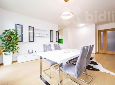 nájem byt 3+KK u traktorky | Pronájem bytu, 3+kk, 83 m²