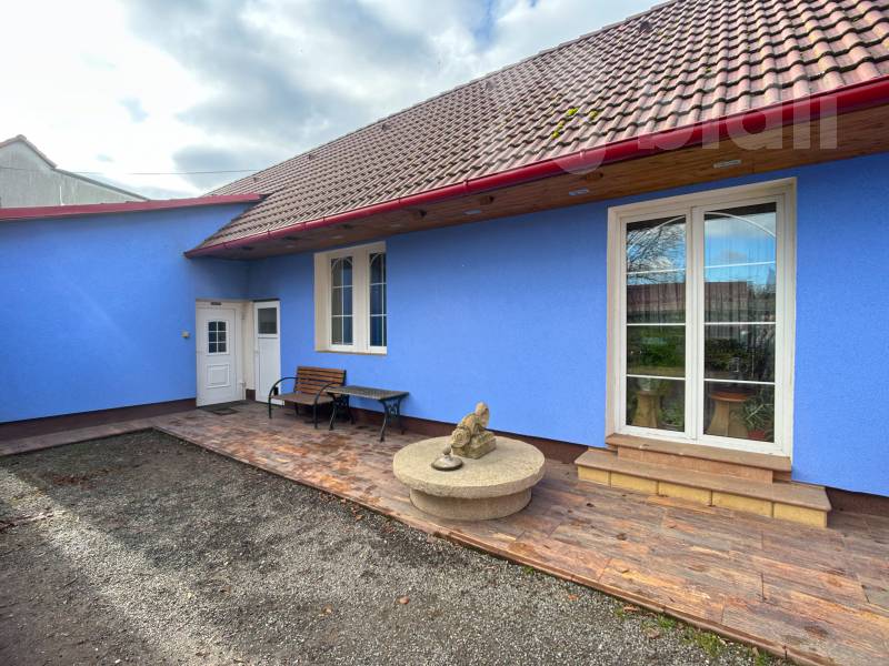 Prodej RD po kompl. rekonstrukci s možností  dvougen. bydlení a podnikání v Městci Králové