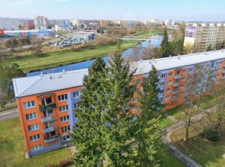 Byt 3+1 s balkónem, 60 m2, Čéčova ulice, Č. Budějovice | Pronájem bytu, 3+1, 60 m²