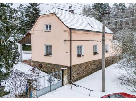 Exkluzivní prodej rodinný dům 6+1, pozemek 2013 m2, Nebřeziny | Prodej - dům/vila, 170 m²