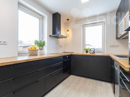 Prodej novostavby rodinného domu 5+kk, 194 m2, pozemek 785 m2, ulice Školní, Opatovice nad Labem | Prodej - dům/vila, 194 m²