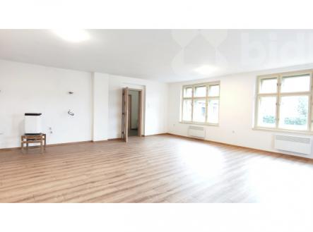 Prodej rodinného domu v obci Lázně Bělohrad - Hřídelec | Prodej - dům/vila, 198 m²