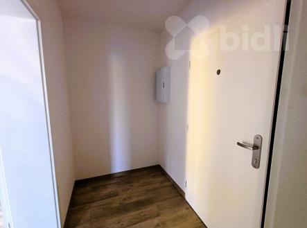 Moderní kancelář v Českém Brodě | Prodej - kanceláře, 28 m²