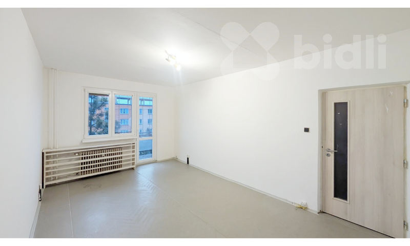 Pronájem bytu 2+1 s lodžií u nemocnice - Kadaň, ul. Chomutovská