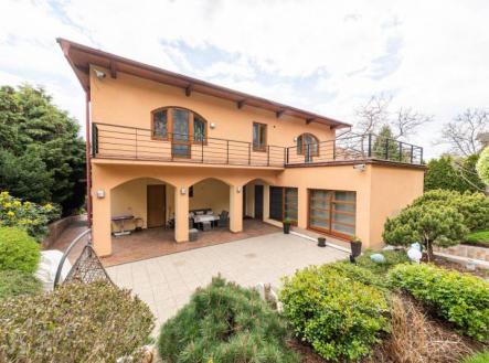 Jedinečná vila 6+1, Praha 4, Braník | Prodej - dům/vila, 350 m²