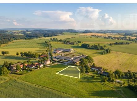 Prodej pozemku 3 200 m2 v Domamyšli - prostor pro váš domov i investici | Prodej - pozemek pro bydlení, 3 200 m²